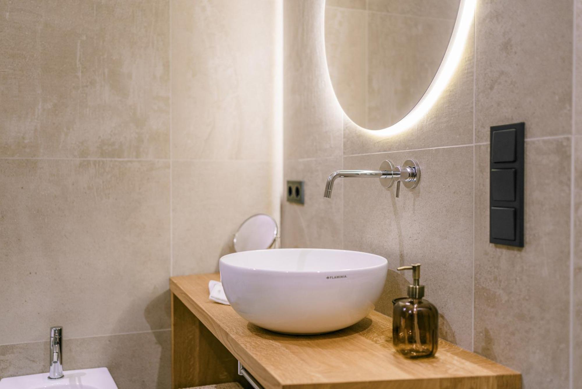Auszait Apartments 1 กัลดาโร ภายนอก รูปภาพ
